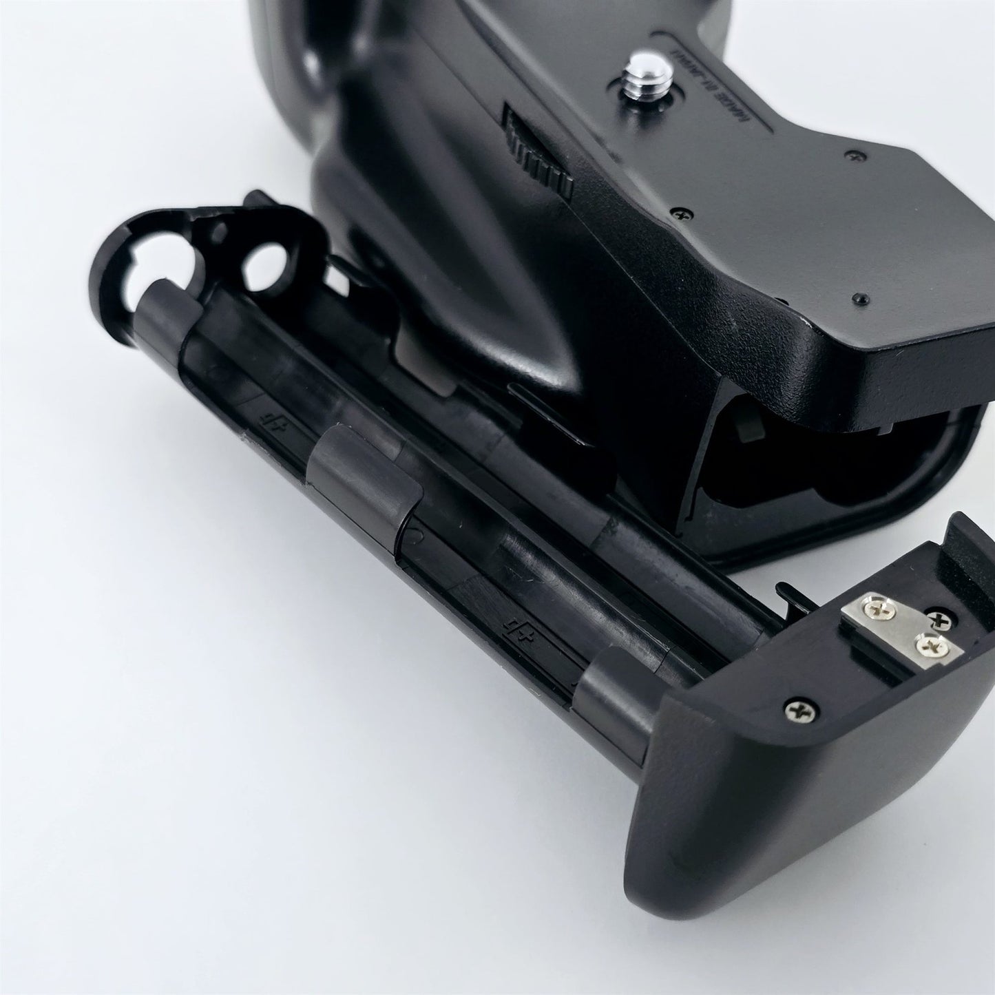 [Pre-owned] Nikon MB-10 Multi Power Vertical Battery Grip for F90 F90X N90 — Mint — Japan #5501