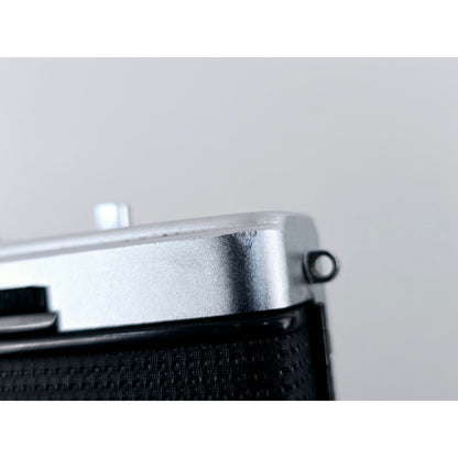 [Pre-owned] Olympus Trip 35 Point & Shoot 35mm Film Camera — Near MINT — Japan #3179