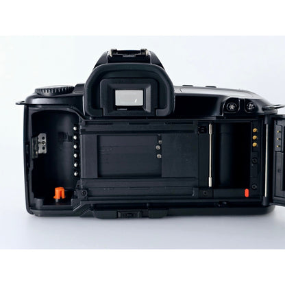 [Pre-owned] Canon EOS Kiss (Rebel XS/500) 35mm Film Camera Body Only — MINT — Japan #3901
