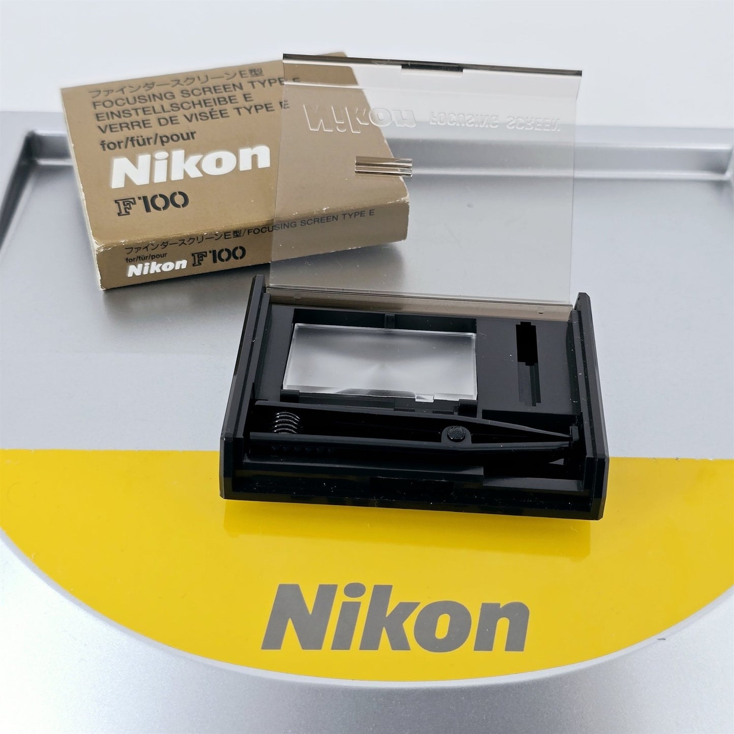 [Pre-owned] Genuine Nikon Focusing Screen Type E Grid for F100 SLR — Near Mint — Japan #5412