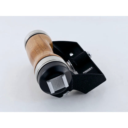 [Pre-owned] Asahi Pentax Hand Wood Grip w/ Hot Shoe for 67 67II 6x7 — Near MINT — Japan #3326