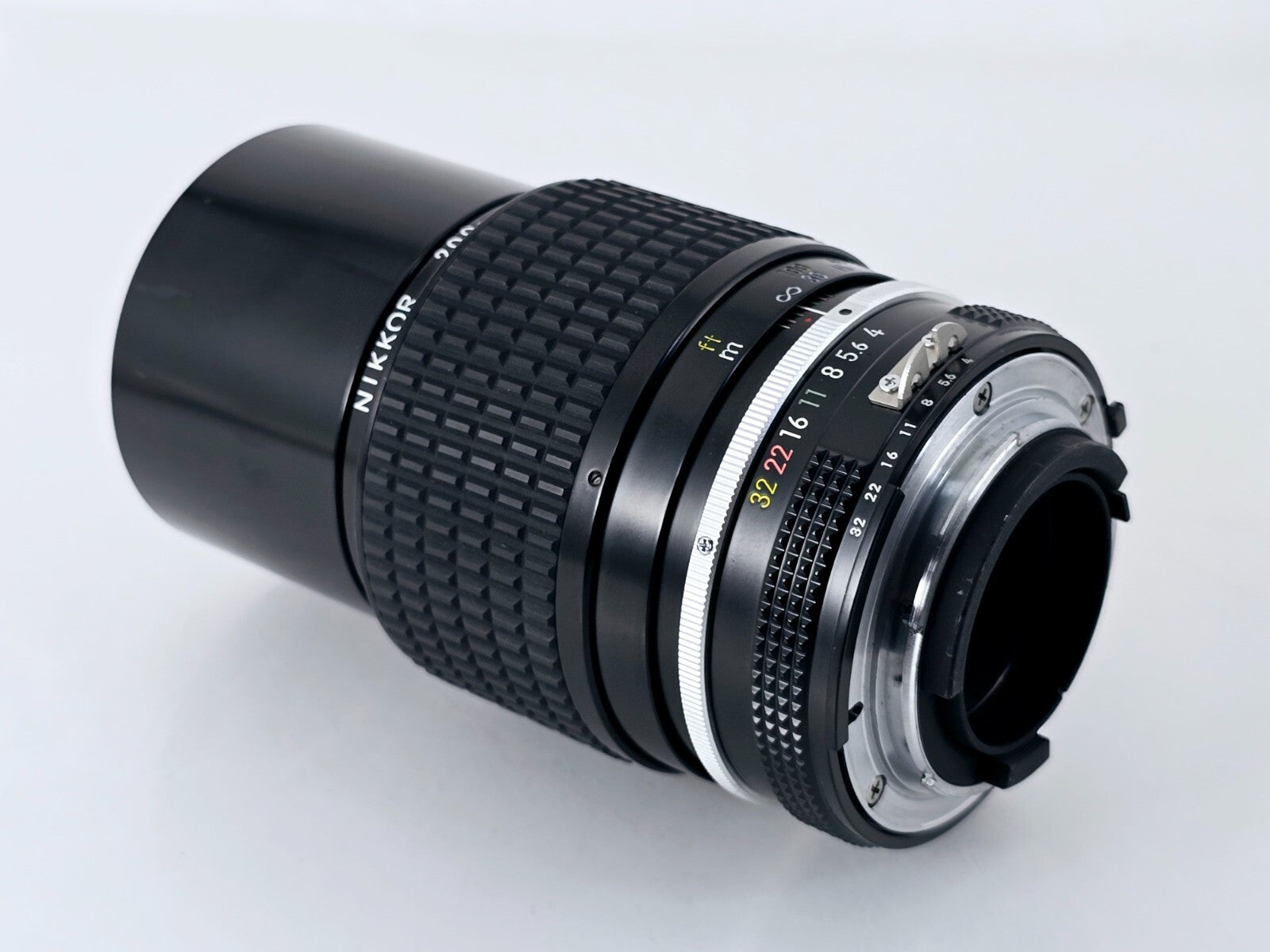 🌸[Near MINT+++] Nikon Ai Nikkor 200mm F4 Telephoto MF Lens F Mount From Japan