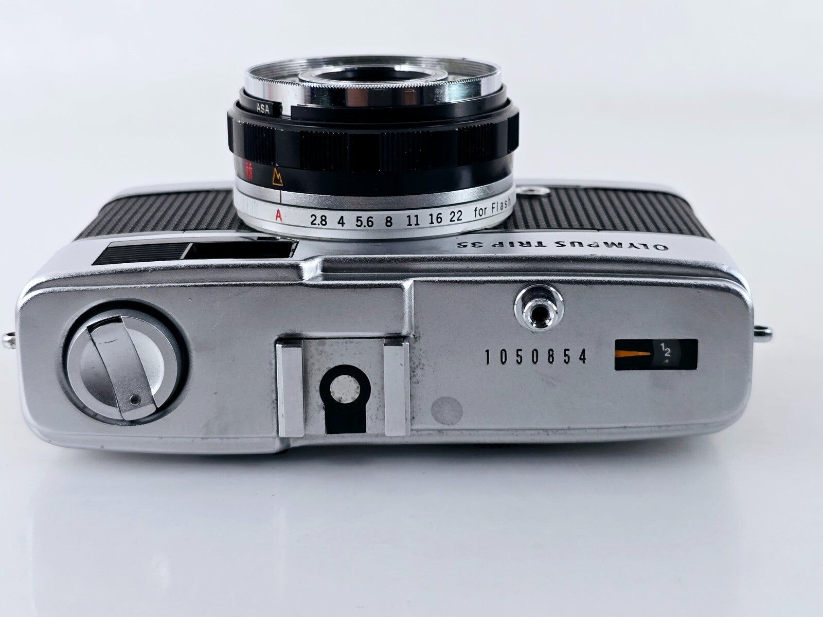 Red Flag OK🌸[Near MINT] Olympus Trip 35 Point & Shoot 35mm Film Camera Japan