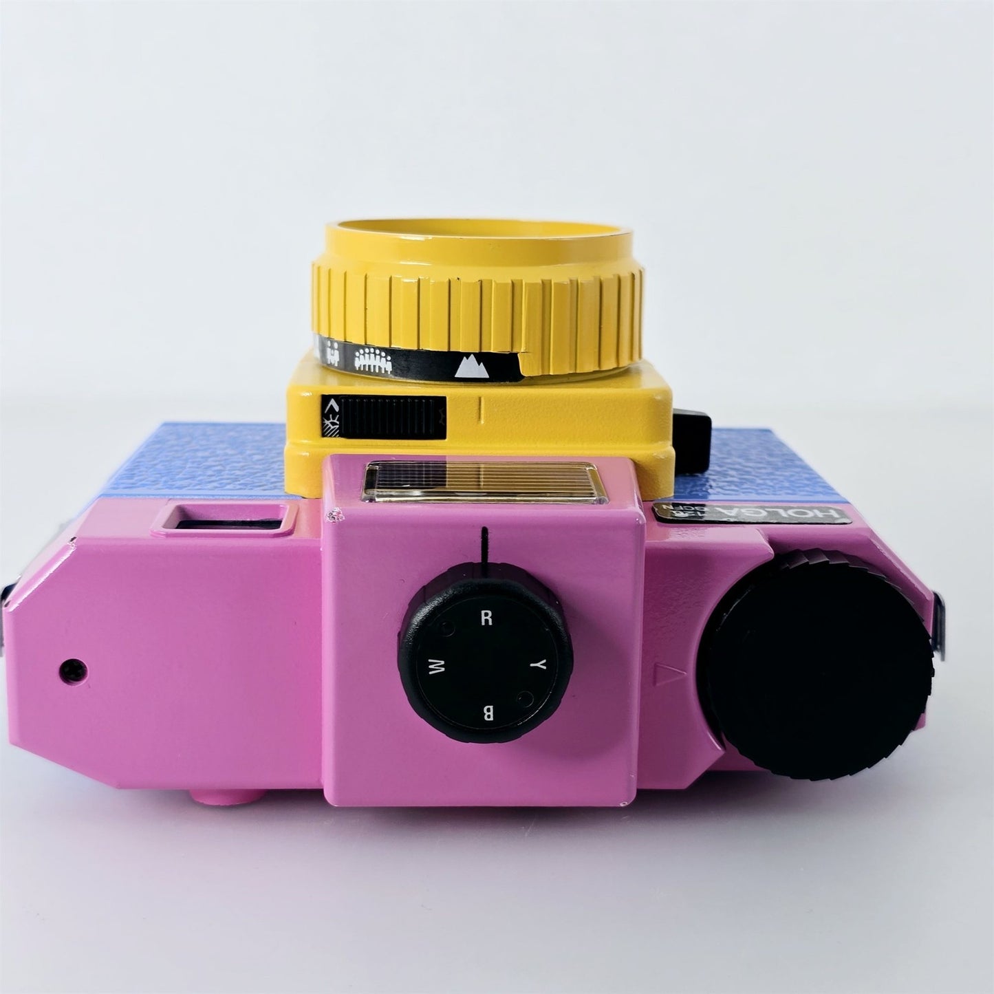 [Pre-owned] Holga 120GCFN Medium Format Film Camera with Built-in Flash — Near Mint — Japan #5382