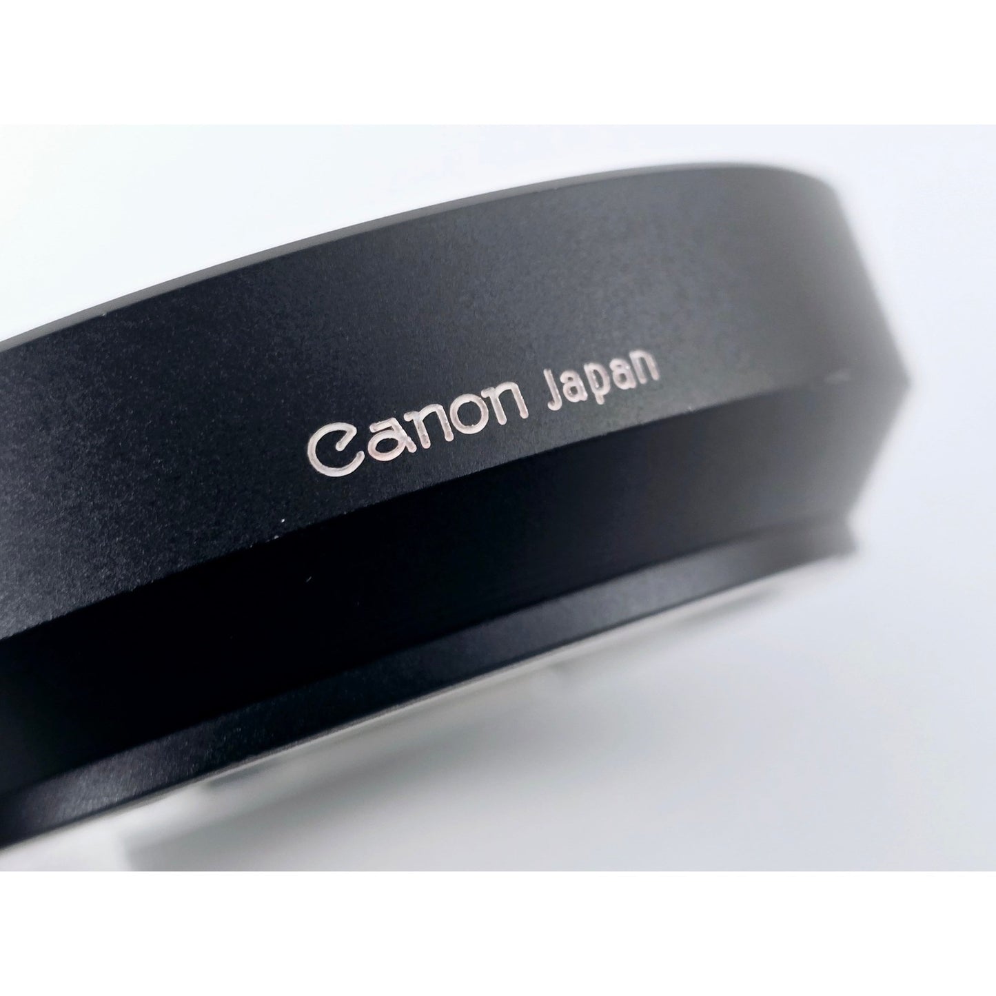 [Pre-owned] Genuine Canon BW-55-B Metal Lens Hood — Near MINT — Japan #4765