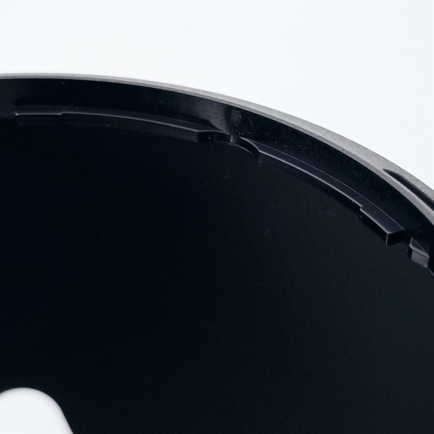 [Pre-owned] Genuine Nikon HB-82 Lens Hood for 24-70mm f/2.8E ED VR AF-S — Unused — Japan #5233