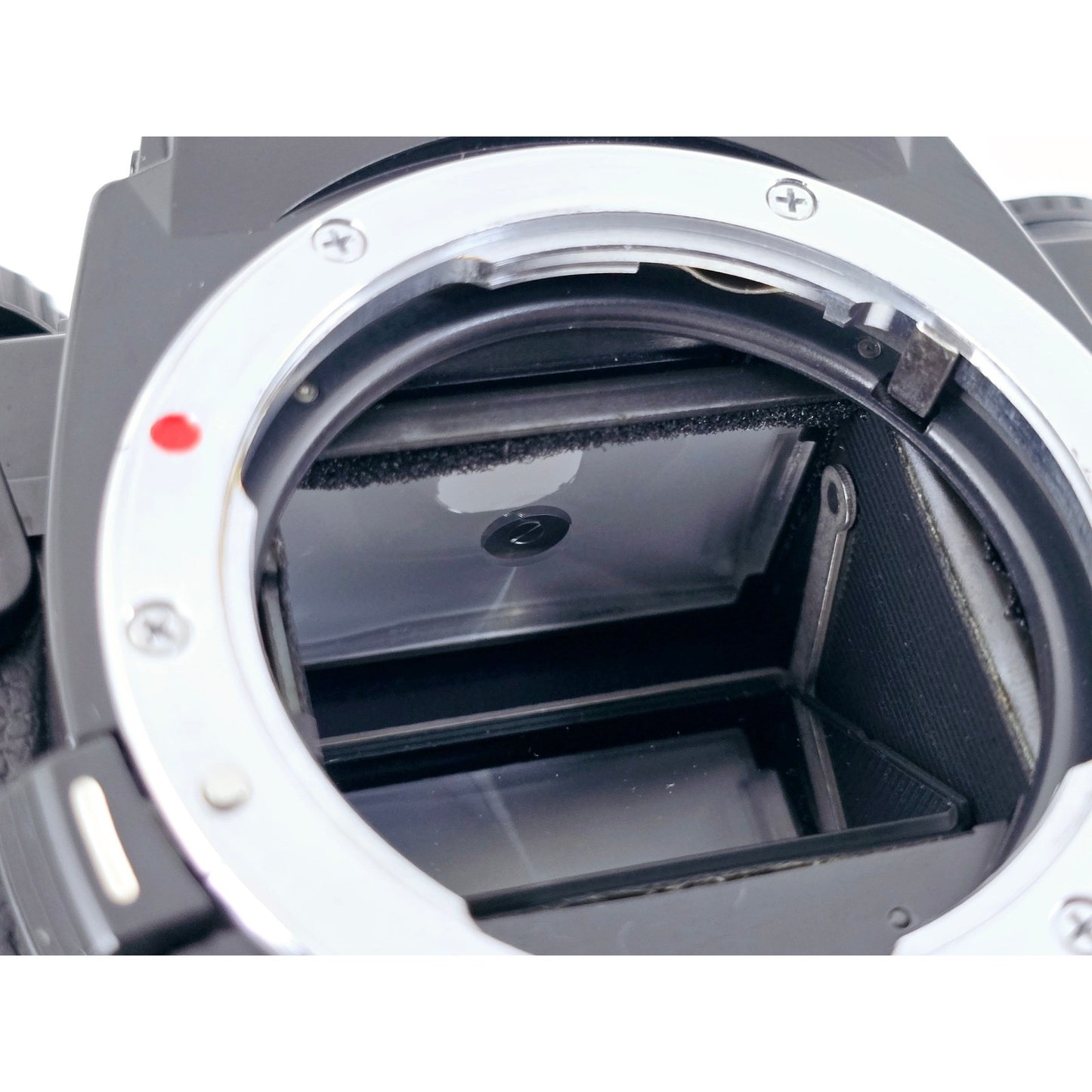 [Pre-owned] Ricoh XR 7 SLR 35mm Film Camera with Rikenon 50mm F1.7 — Near MINT — Japan #3474