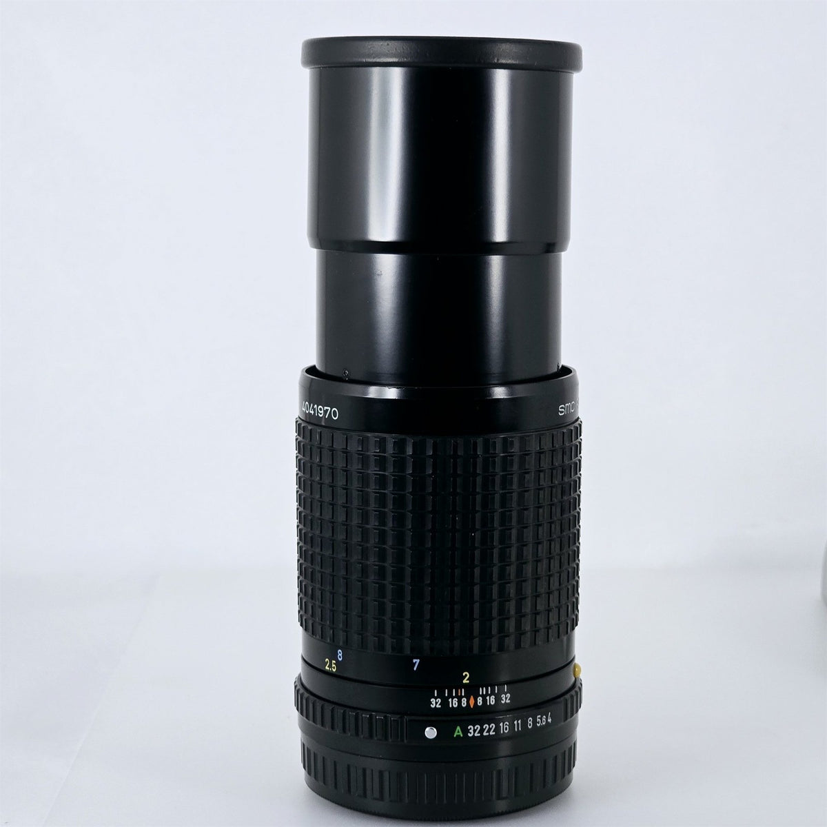[Pre-owned] SMC Pentax-A 645 200mm f/4 Telephoto Lens for 645 N NII — Near Mint — Japan #5786