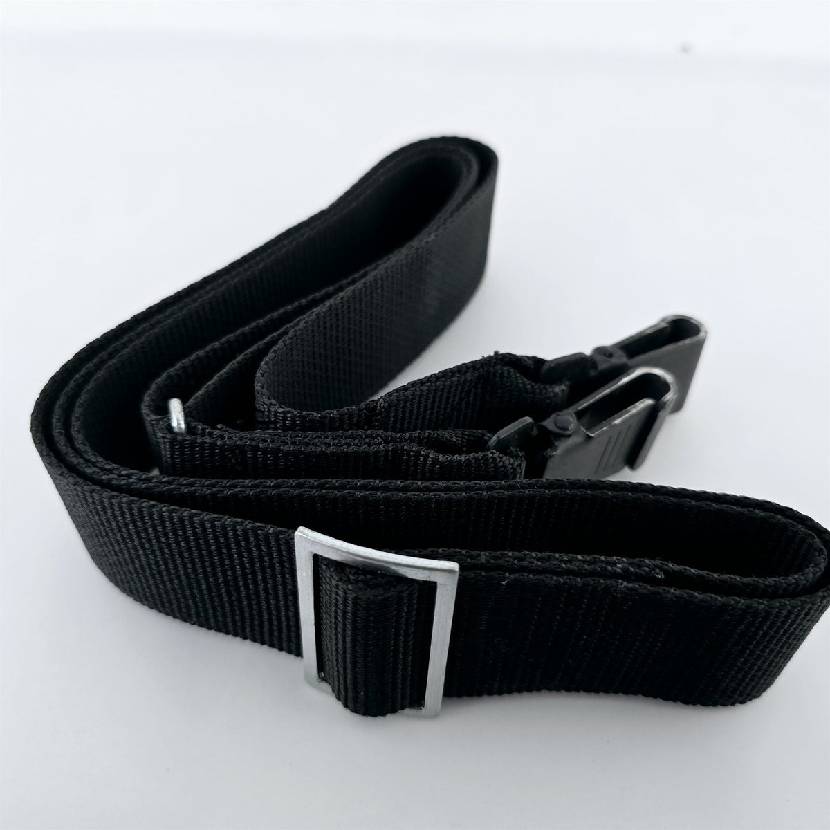 [Pre-owned] Hasselblad Hard Camera Storage Case (Medium, No Key) — Near Mint — Japan #5502