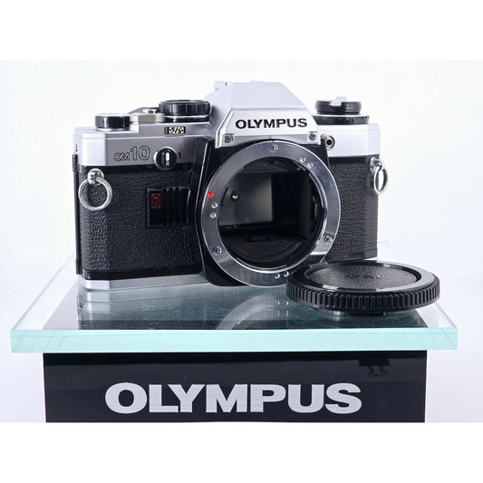 [Pre-owned] Olympus OM10 35mm Film SLR Camera Body — Near MINT — Japan #5161
