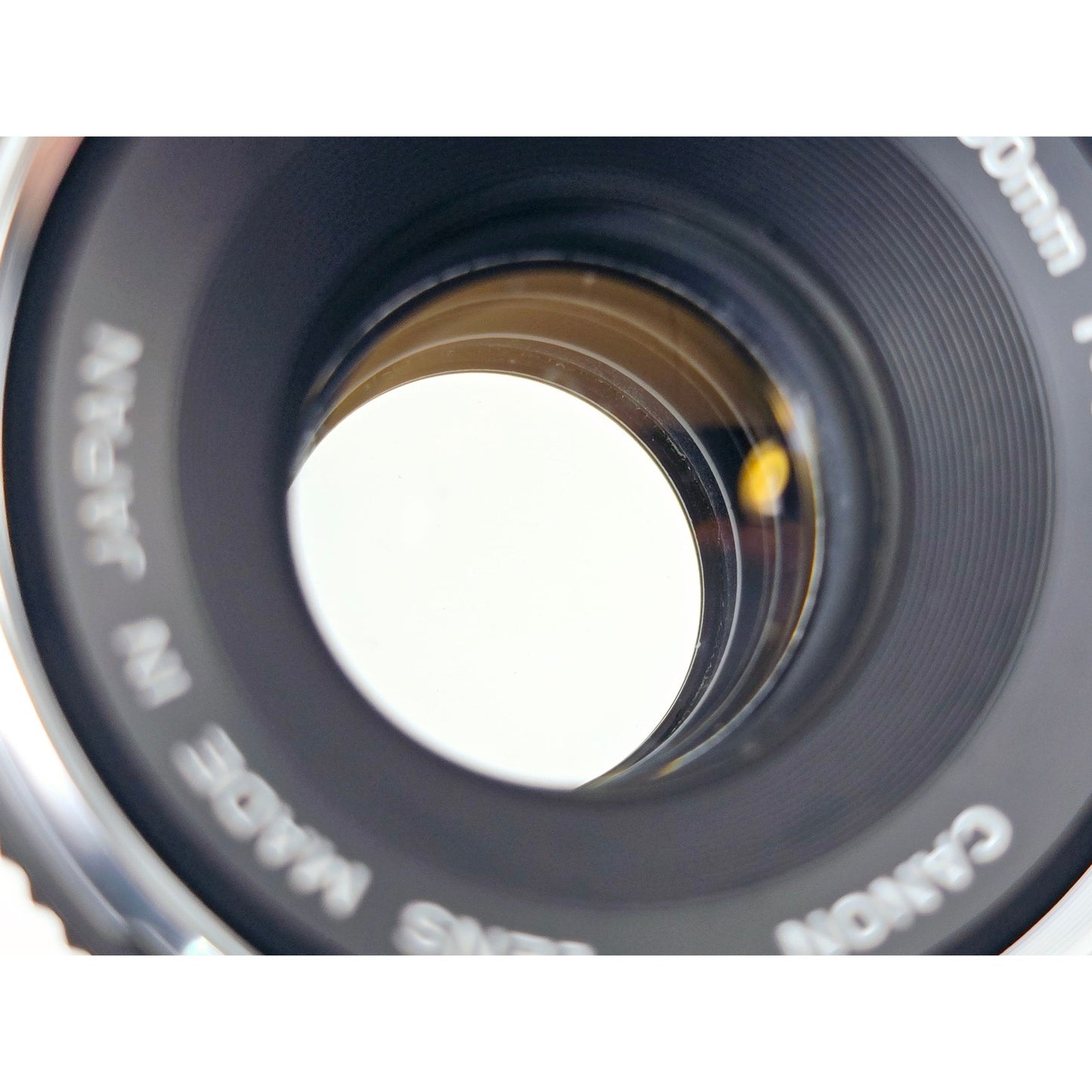 [Pre-owned] Canon FD 50mm f/1.8 MF Standard Lens — Near MINT — Japan #2843
