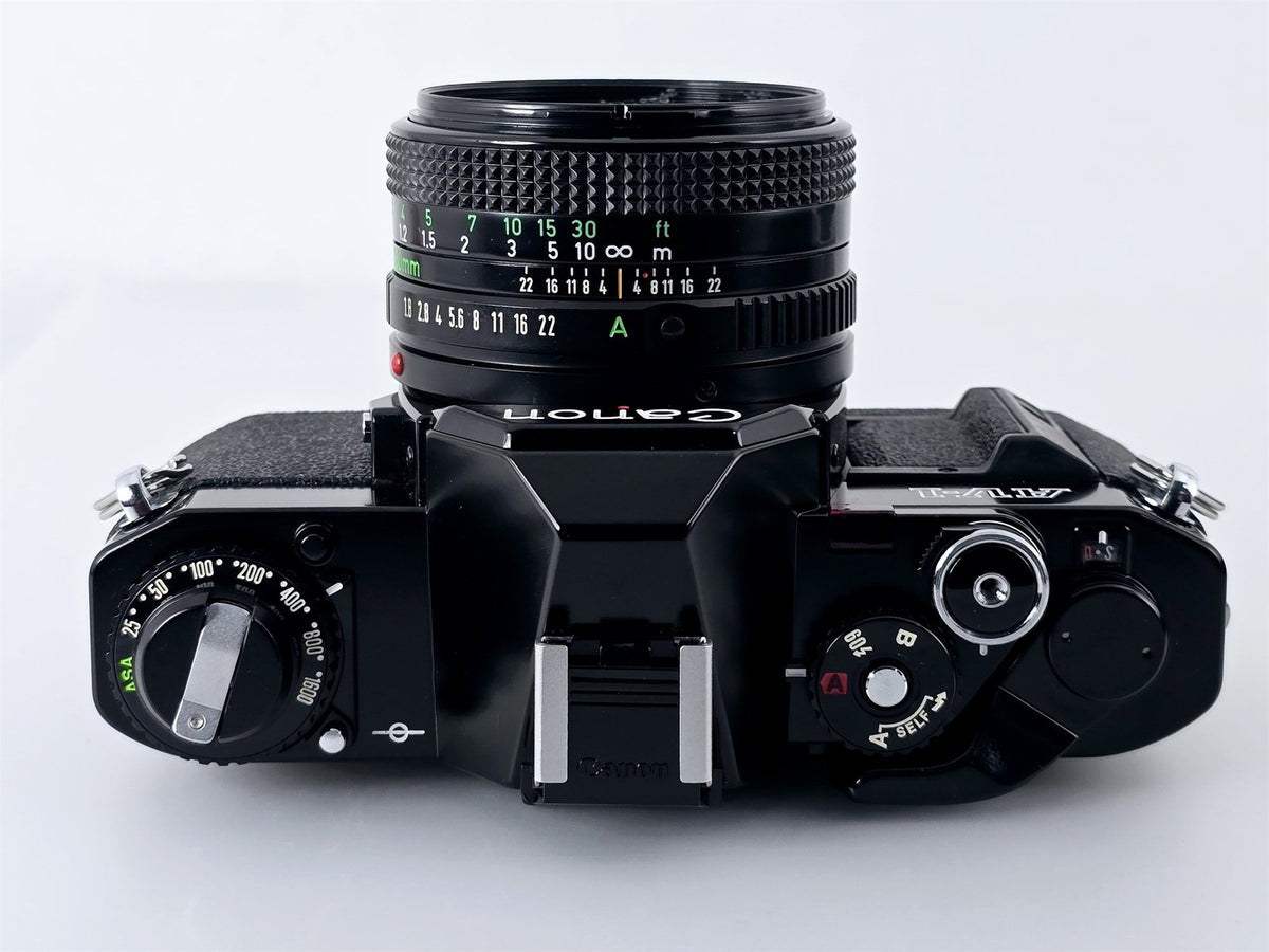 [Pre-owned] Canon AV-1 SLR Film Camera with New FD 50mm f/1.8 Lens — Near Mint — Japan #4929