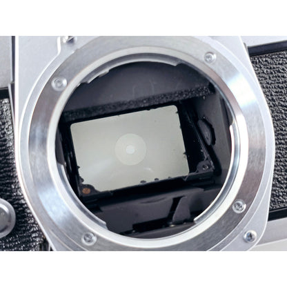[Pre-owned] Minolta SR 101 SLR 35mm Film Camera (Body Only) — Near MINT — Japan #1947