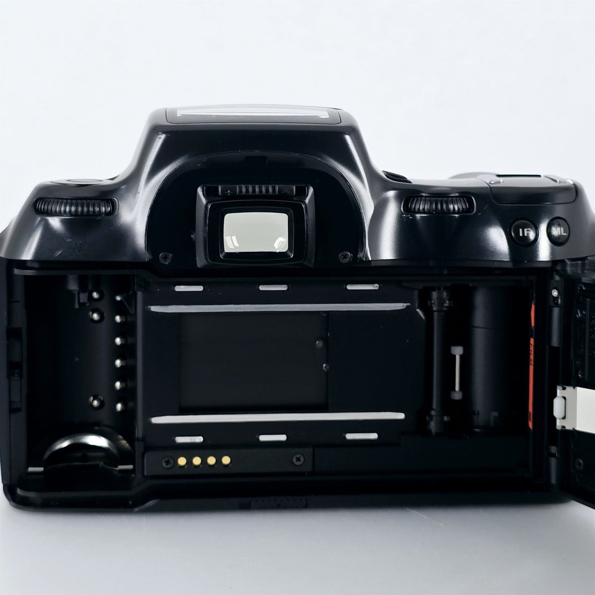 [Pre-owned] Pentax Z-1P 35mm SLR Film Camera Body — Near Mint+++ — Japan #5825
