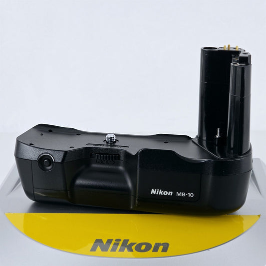 [Pre-owned] Nikon MB-10 Multi Power Vertical Battery Grip for F90 F90X N90 — Near Mint — Japan #5541