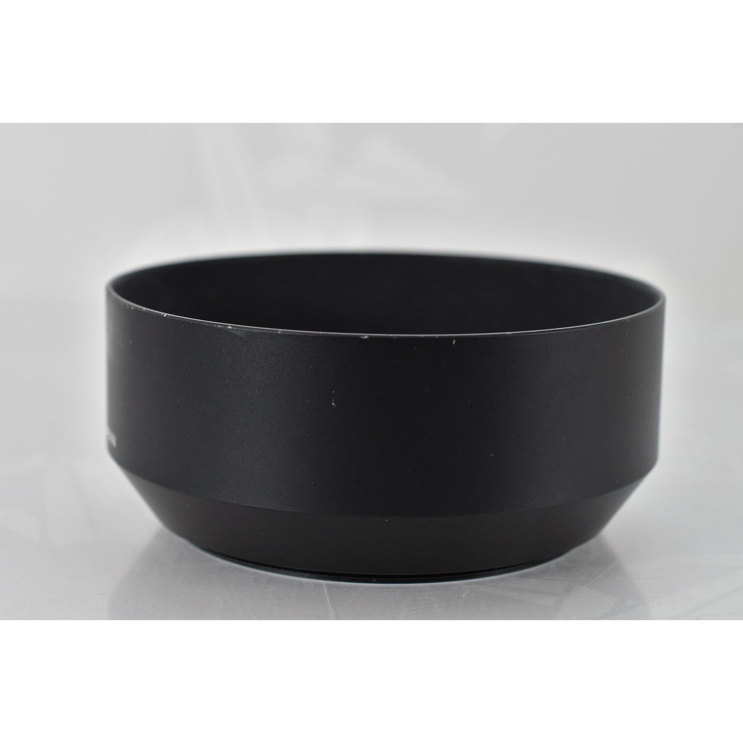 [Pre-owned] Nikon Lens Hood HN-24 for 100-300mm AF & 70-210mm Series E — Near MINT — Japan #2093