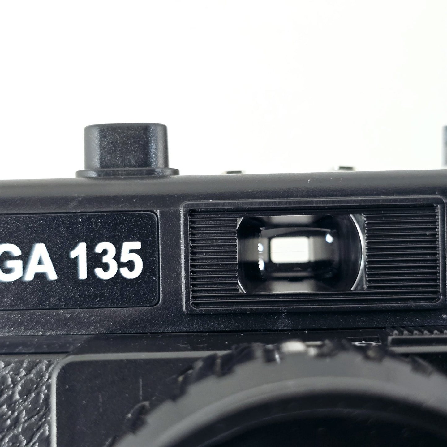 [Pre-owned] Holga 135 35mm Point & Shoot Film Camera Black — Mint — Japan #5466