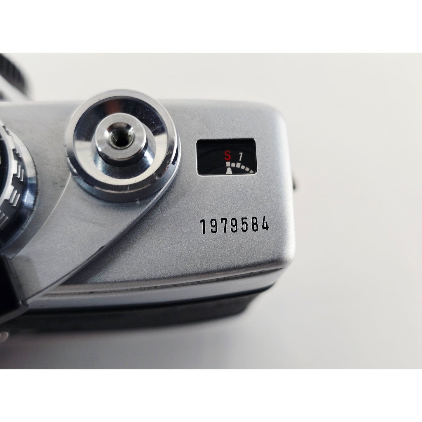 [Pre-owned] Minolta SRT 101 SLR 35mm Film Camera Body — Near MINT — Japan #4266