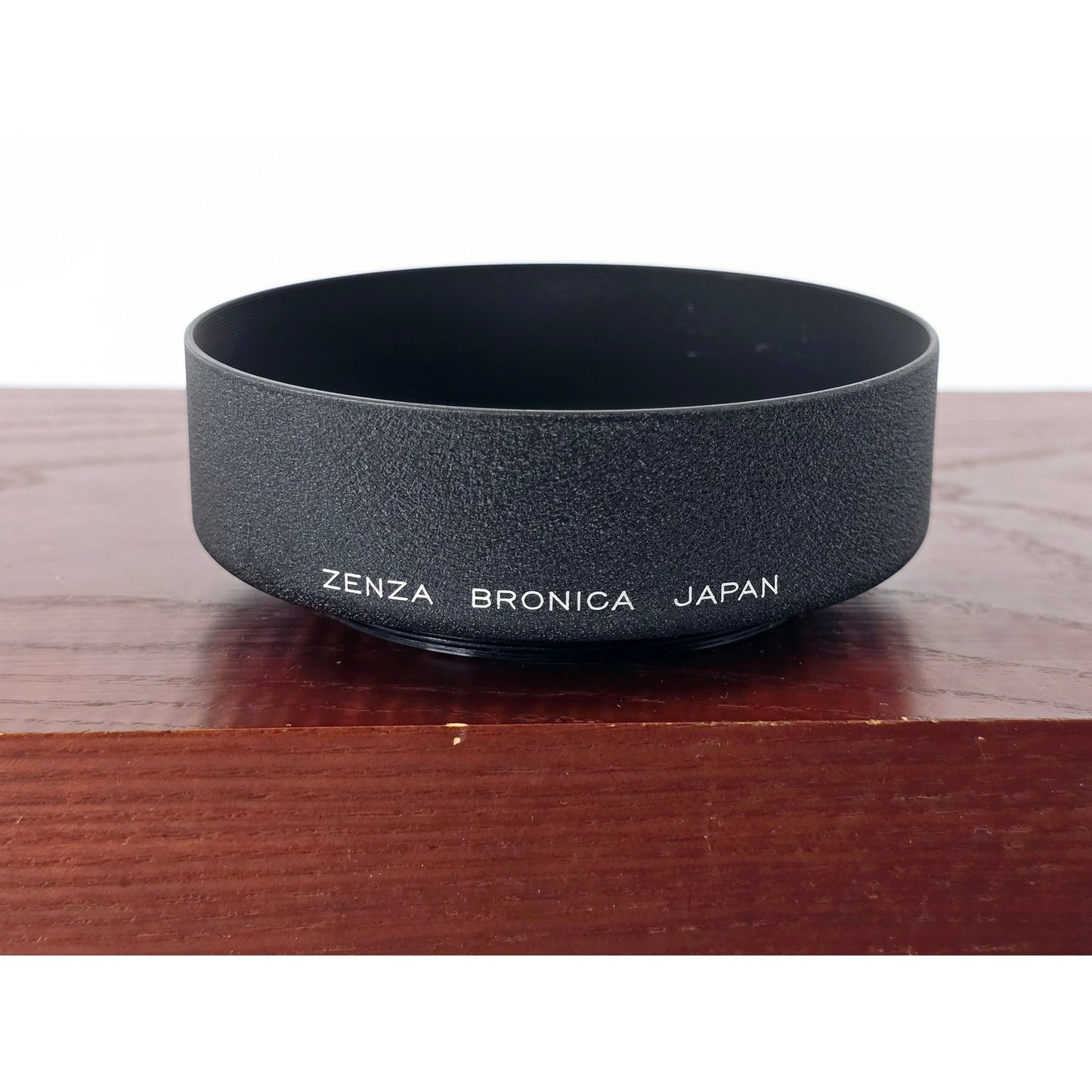 [Pre-owned] Zenza Bronica 75mm Metal Lens Hood for S2 — MINT — Japan #4957