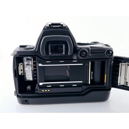 [Pre-owned] Contax NX SLR 35mm Film Camera Body Only — Near MINT — Japan #2709