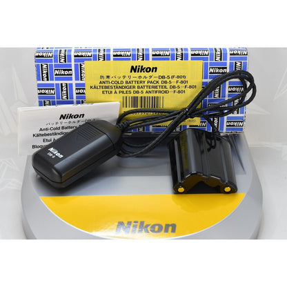 [Pre-owned] Nikon DB-5 Anti-Cold Battery Pack Holder for F801 — Unused — Japan #2039