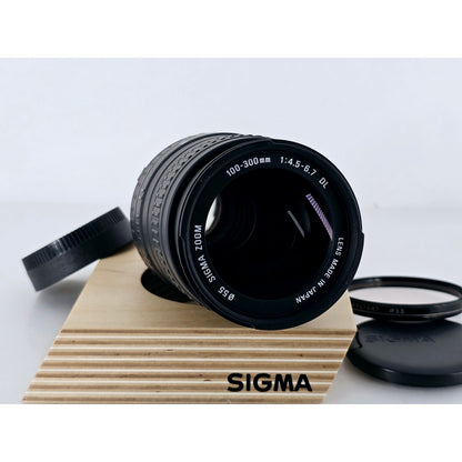 [Pre-owned] Sigma 100-300mm F4.5-6.7 DL AF Zoom Lens for Nikon F — Near MINT+++ — Japan #4430