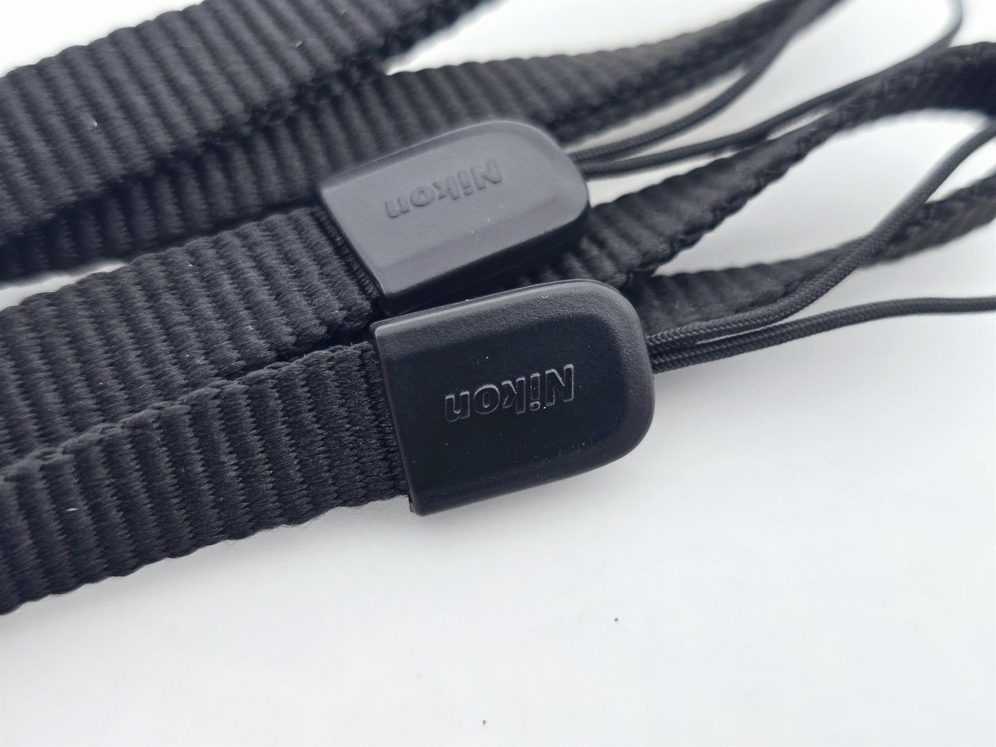 [Pre-owned] Genuine Nikon AN-CP23 Camera Strap — Unused — Japan #5226