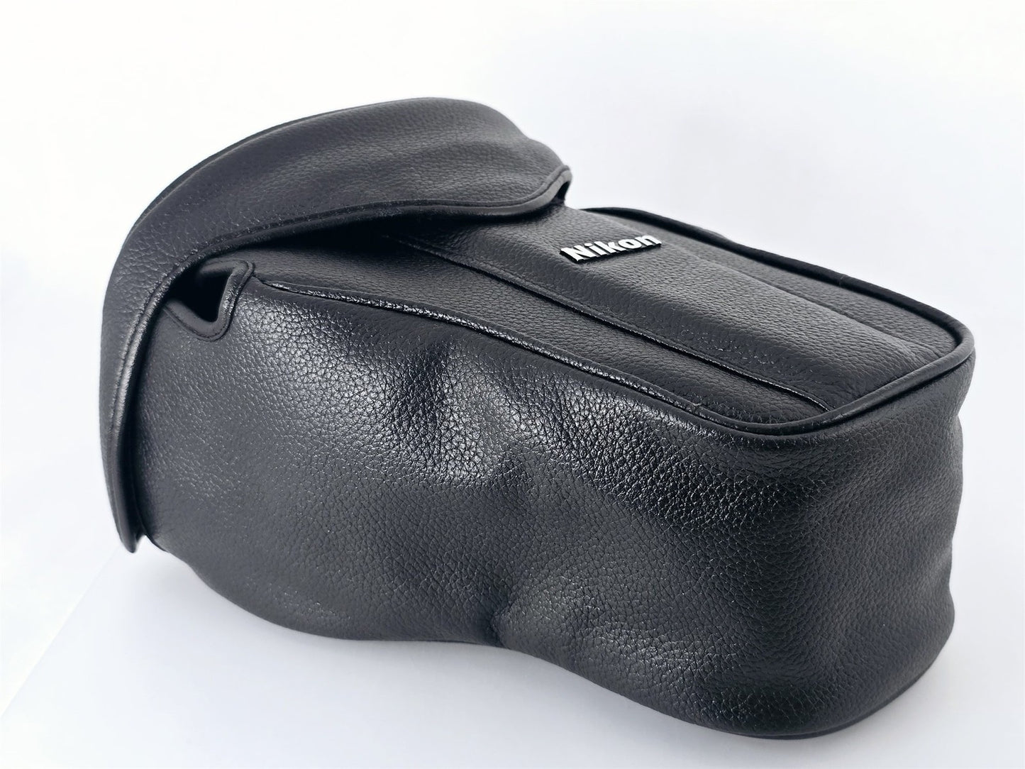 [Pre-owned] Nikon CF-D200 Camera Case for D200 — Mint — Japan #5334