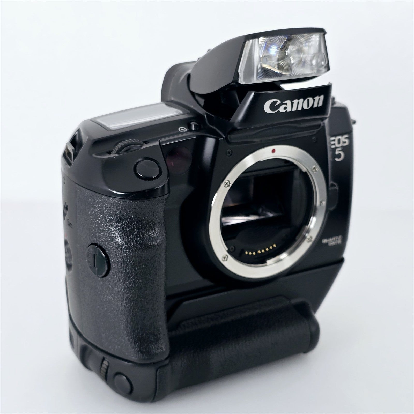 Canon EOS 5 QD Film Camera w/ VG10 — Near Mint — Japan #5406