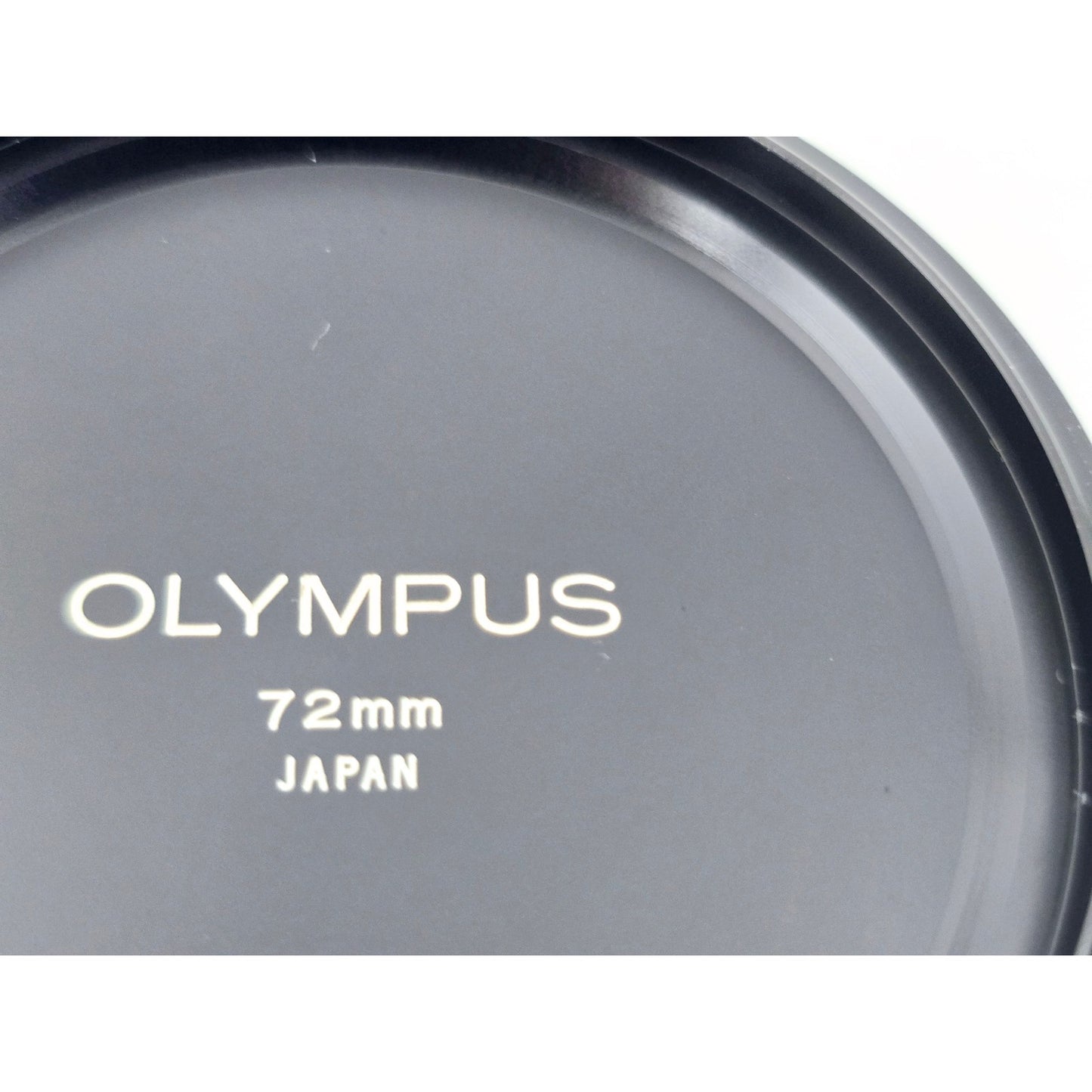 [Pre-owned] Olympus Classic OM 72mm Metal Screw-in Front Lens Cap — Top MINT — Japan #4606