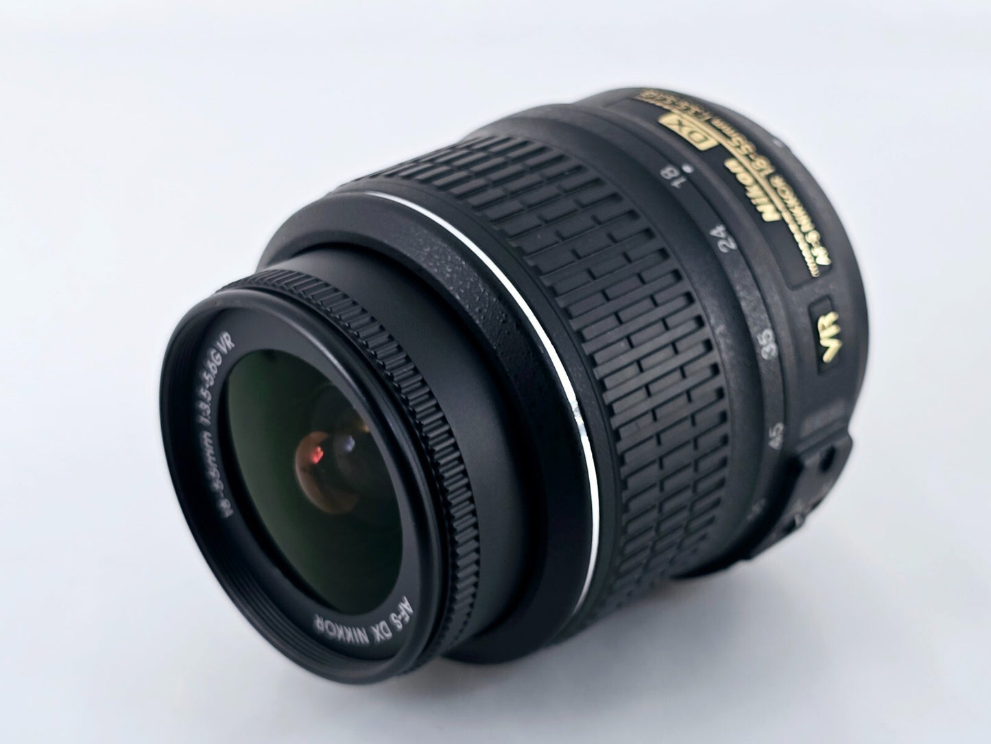 🌸[MINT] Nikon AF-S DX Nikkor 18-55mm F3.5-5.6G VR Zoom Lens From Japan