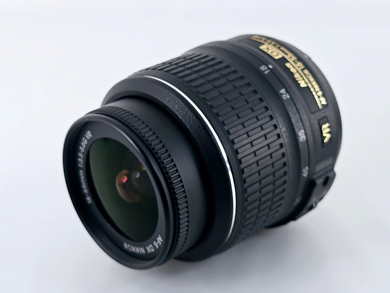 🌸[MINT] Nikon AF-S DX Nikkor 18-55mm F3.5-5.6G VR Zoom Lens From Japan