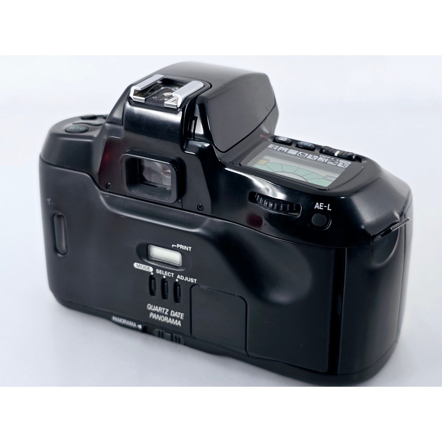 [Pre-owned] Nikon F70 AF 35mm Film SLR Camera Body — Near MINT — Japan #3671