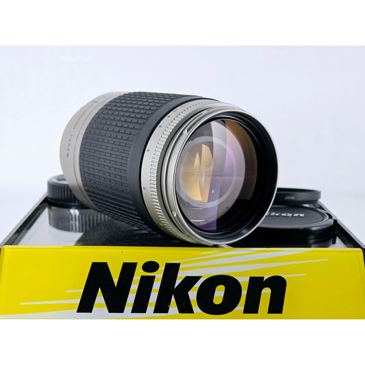 [Pre-owned] Nikon AF Nikkor 70-300mm F4-5.6 G Silver Zoom Lens — Near MINT — Japan #4155