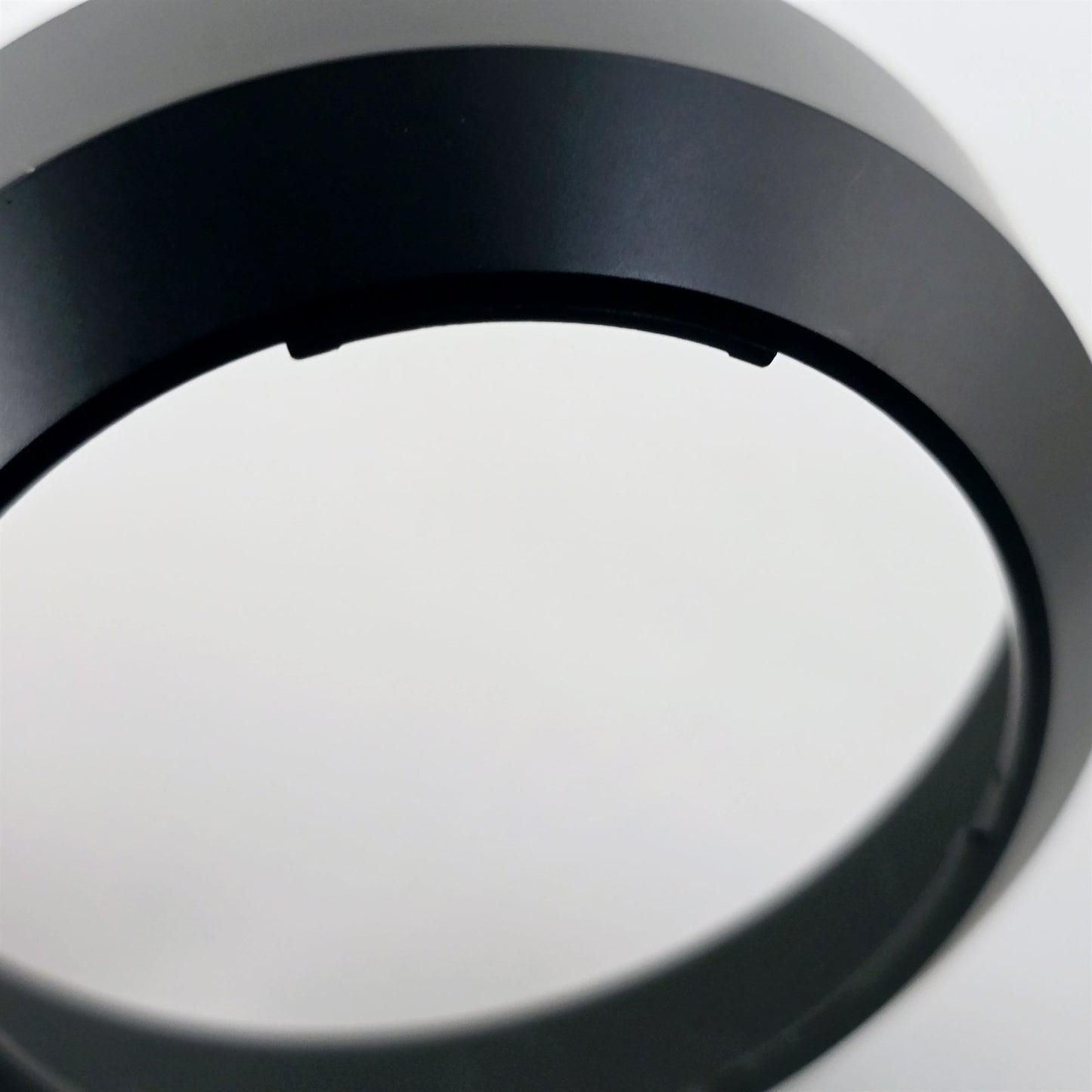 [Pre-owned] Nikon HB-1 Lens Hood for AF 28-85mm f/3.5-4.5, 35-70mm f/2.8, 35-135mm f/3.5-4.5 — Mint — Japan #5292