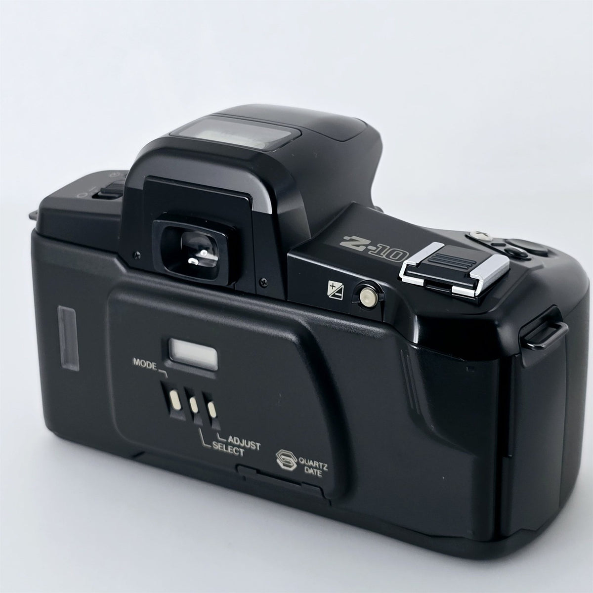 [Pre-owned] Pentax Z-10 35mm Film SLR Camera Body — Mint — Japan #5511