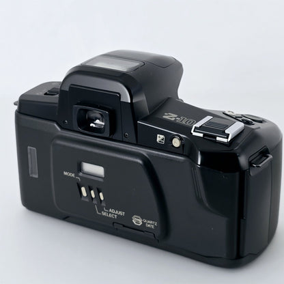 [Pre-owned] Pentax Z-10 35mm Film SLR Camera Body — Mint — Japan #5511