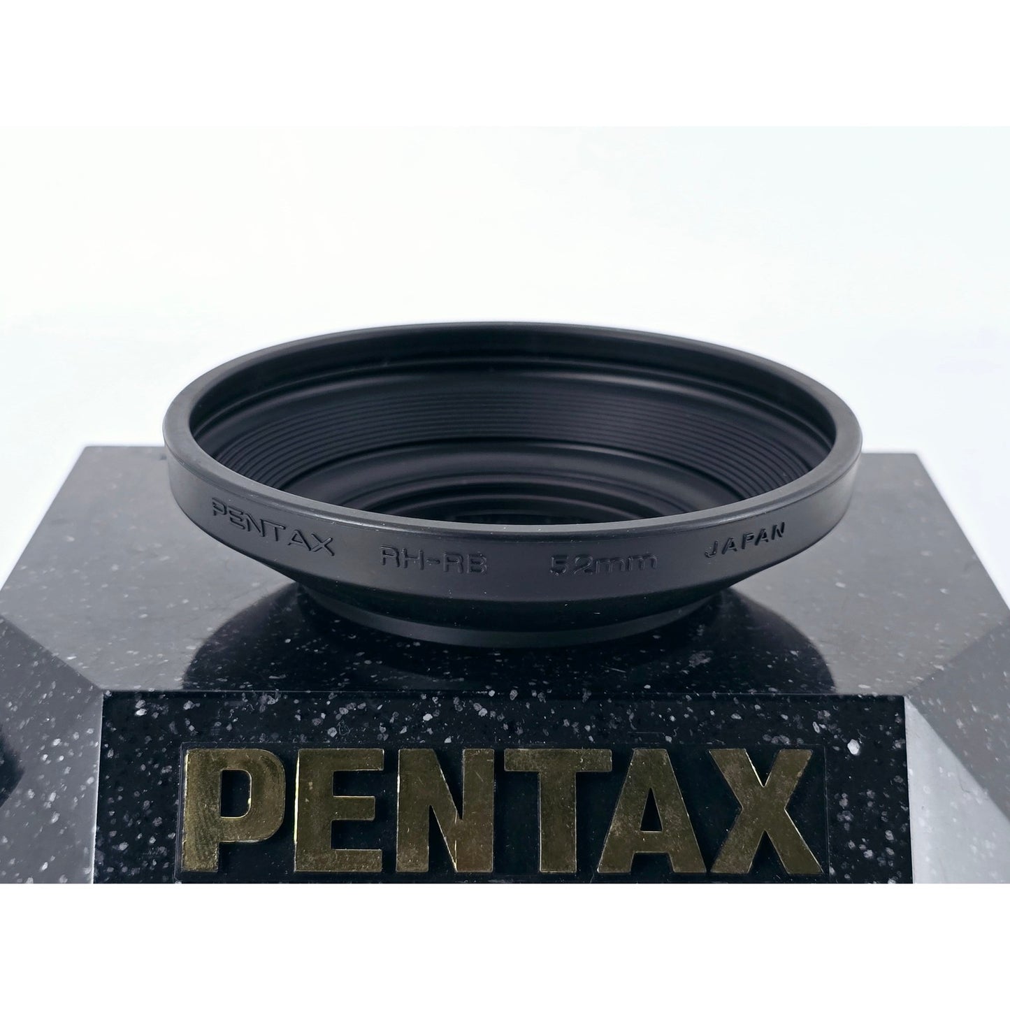 [Pre-owned] Pentax RH-RB 52mm Rubber Lens Hood for SMC Pentax-FA 50/1.4 — MINT — Japan #3596