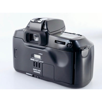 [Pre-owned] Nikon F70 SLR 35mm Film Camera (Body Only) — Top MINT — Japan #3751