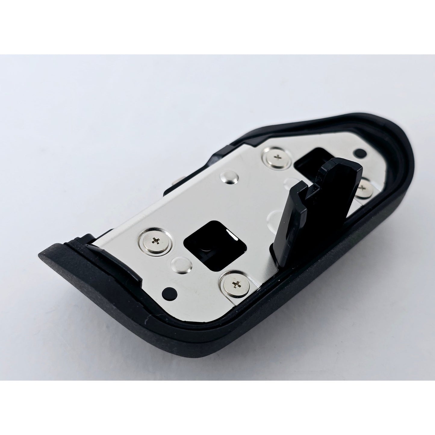 [Pre-owned] Nikon BL-6 Battery Chamber Cover for D6 D5 D4S D4 — Unused — Japan #3513