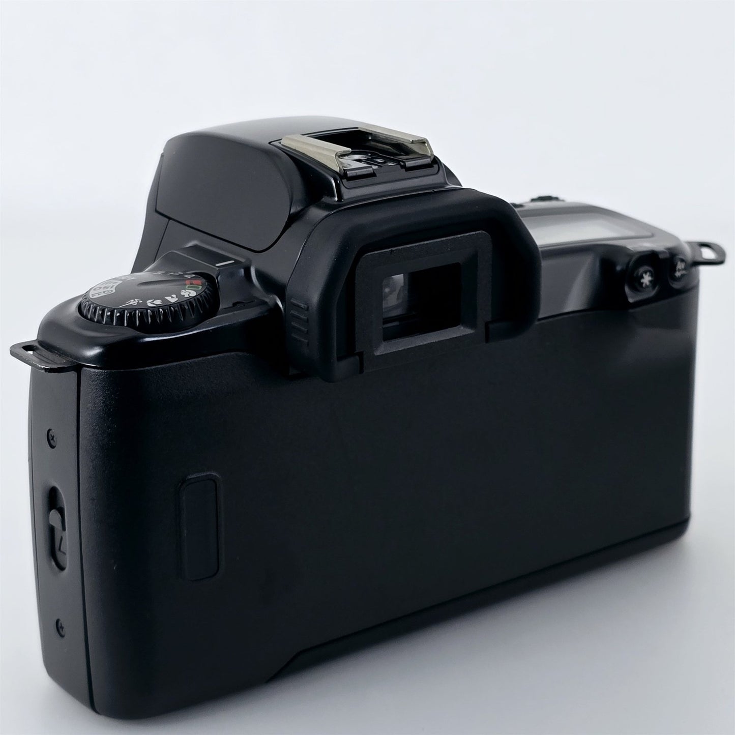 [Pre-owned] Canon EOS 500 (Rebel XS) 35mm Film SLR Camera Body — Near Mint — Japan #5464