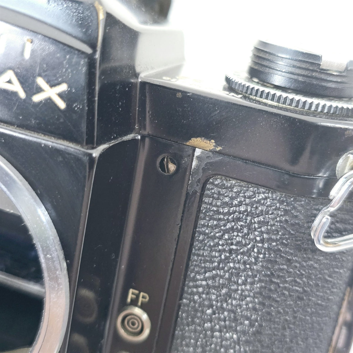 [Pre-owned] Pentax S2 Black SLR 35mm Film Camera with SMC Takumar 55mm f/1.8 — Excellent+++++ — Japan #5862