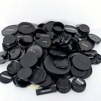 [Pre-owned] Bulk Lot 100 pcs Camera Lens Caps Front Rear Assorted — Near Mint — Japan #5566