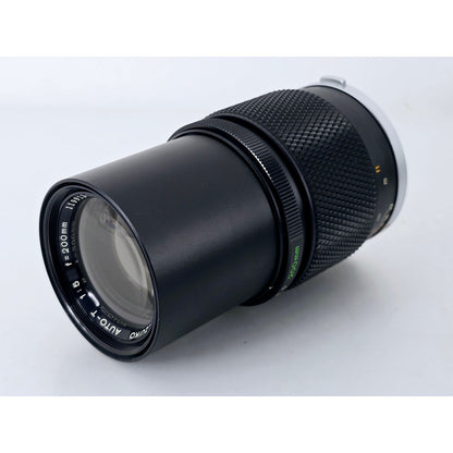 [Pre-owned] Olympus F.Zuiko Auto-T 200mm F5 MF Telephoto Lens — Near MINT+++ — Japan #4362