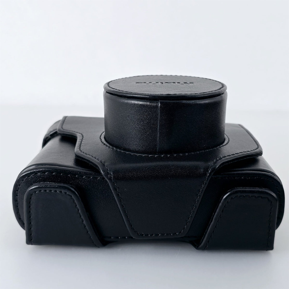 [Pre-owned] Genuine Fujifilm LC-X10 Black Leather Camera Case for X10 — Mint — Japan #5514