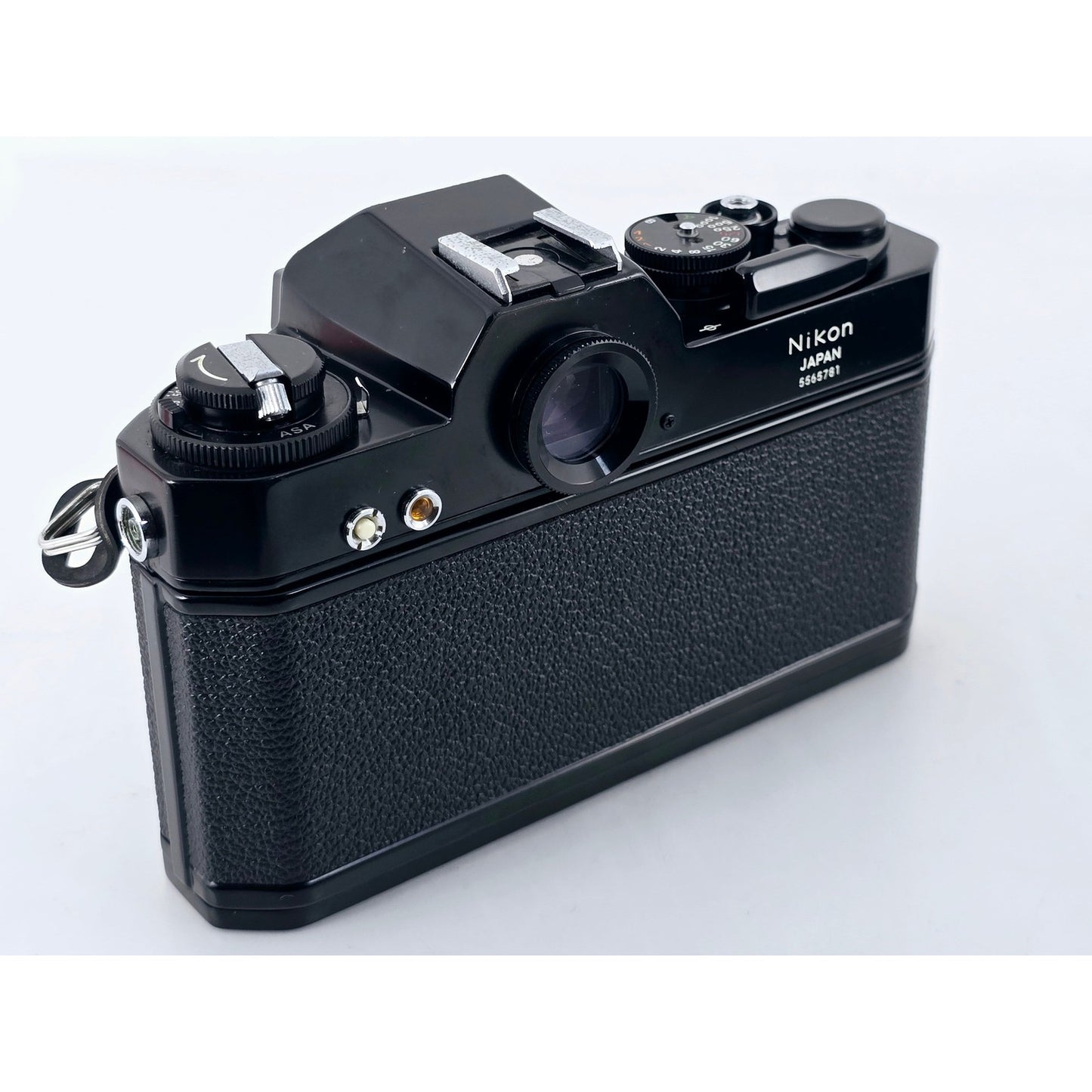 [Pre-owned] Nikon EL SLR 35mm Film Camera (Body Only) — Near MINT+++ — Japan #3299