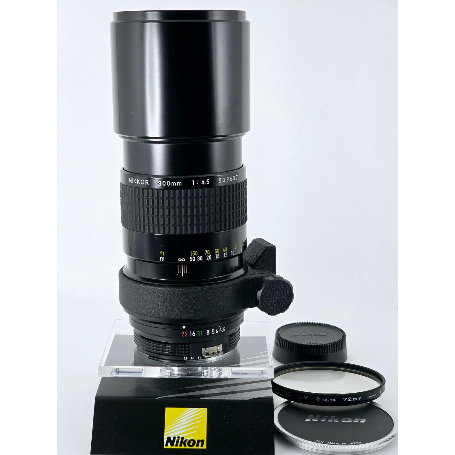 [Pre-owned] Nikon Ai Nikkor 300mm F4.5 Telephoto MF Lens — Near MINT+++ — Japan #4839