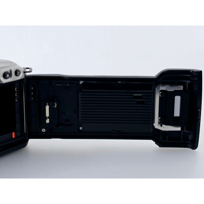 [Pre-owned] Canon EOS Kiss (Rebel XS/500) 35mm Film Camera Body Only — MINT — Japan #3735