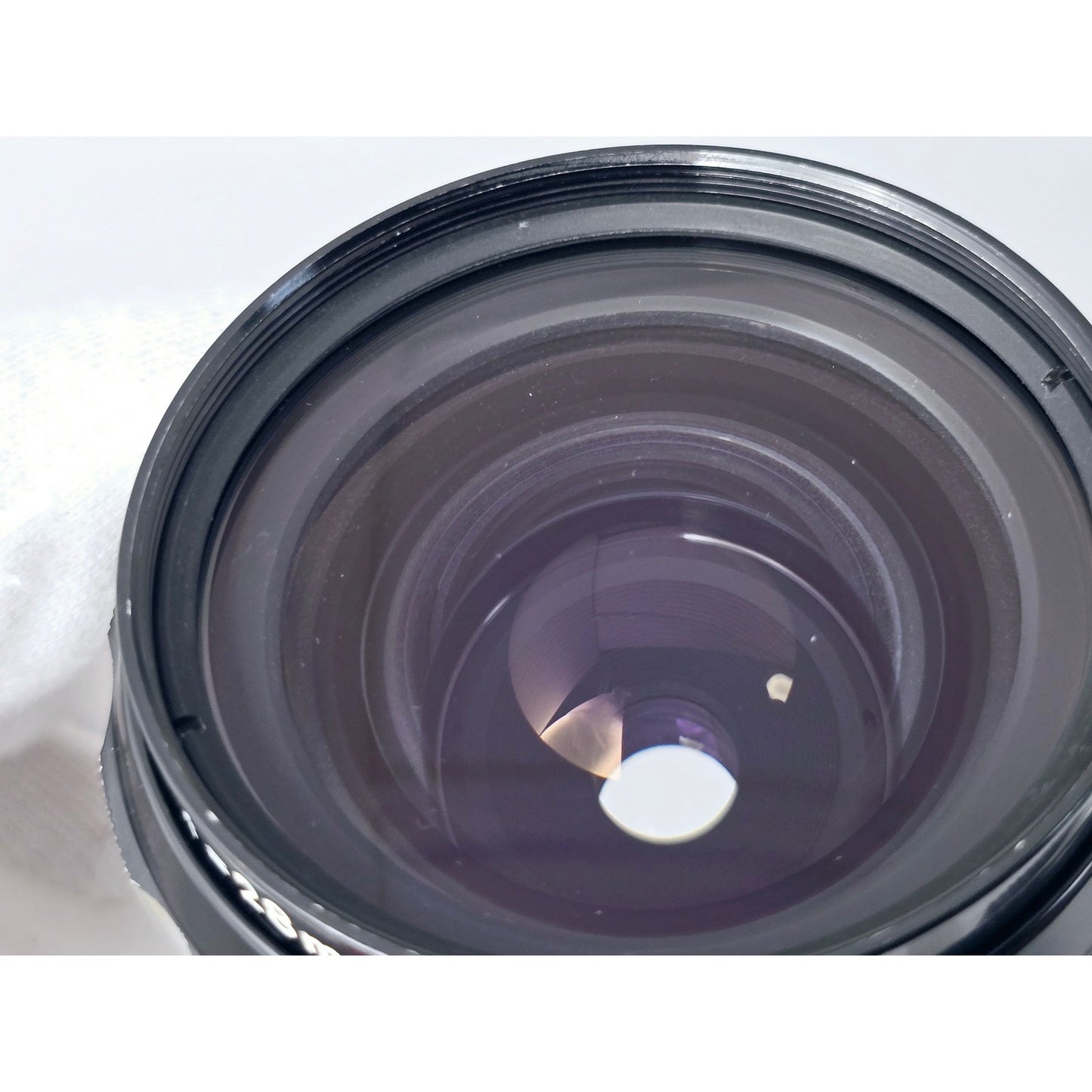 [Pre-owned] Nikon Non-Ai Nikkor-H Auto 28mm F3.5 Wide Angle MF Lens — Near MINT — Japan #3356