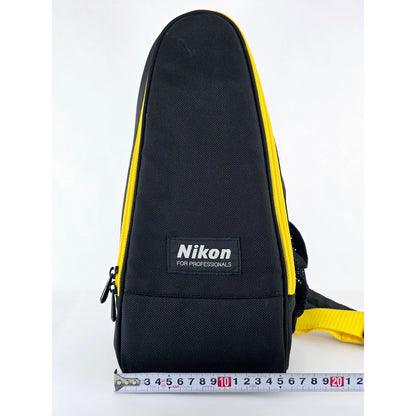 [Pre-owned] Genuine Nikon Camera Shoulder Bag Black/Yellow — MINT — Japan #5067